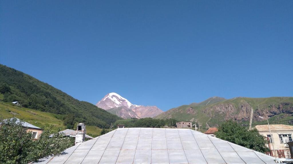 Mariami Hotell Kazbegi Exteriör bild