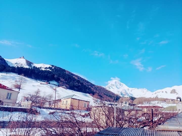 Mariami Hotell Kazbegi Exteriör bild