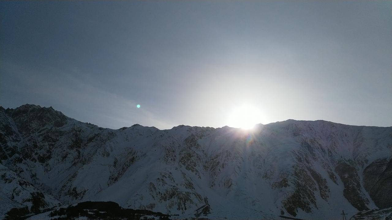 Mariami Hotell Kazbegi Exteriör bild