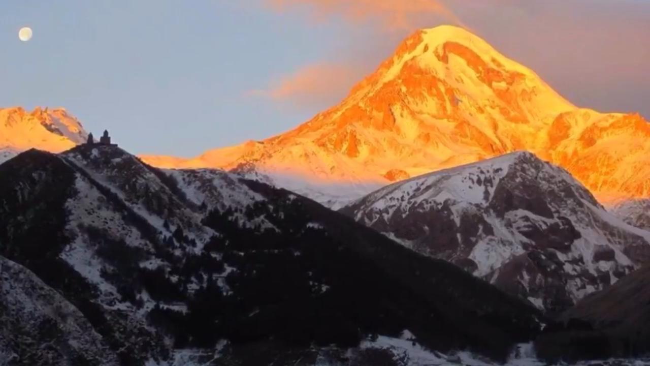 Mariami Hotell Kazbegi Exteriör bild
