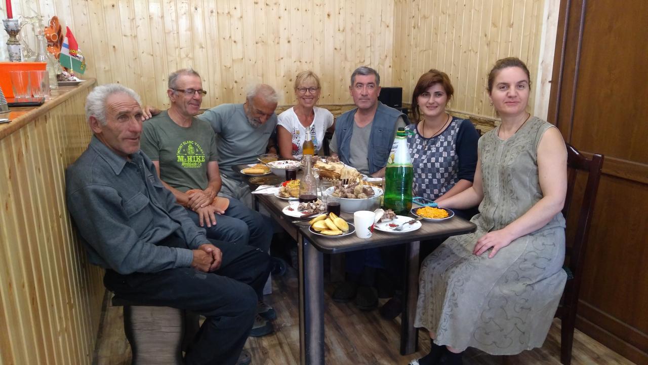 Mariami Hotell Kazbegi Exteriör bild
